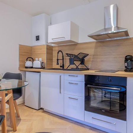Le Cocon Urbain En Hyper Centre Apartamento La Rochelle  Exterior foto