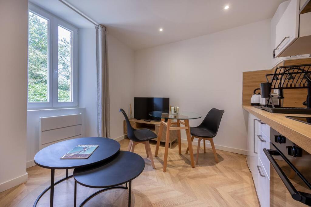 Le Cocon Urbain En Hyper Centre Apartamento La Rochelle  Exterior foto